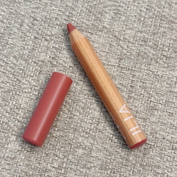 ILIA Other - ILIA Lip Sketch Hydrating + Lip Liner Crayon 1.2g